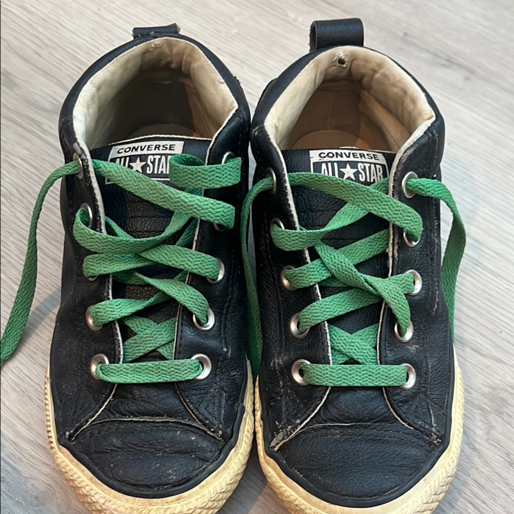 Converse Kids Black and Green shoelace Sneakers